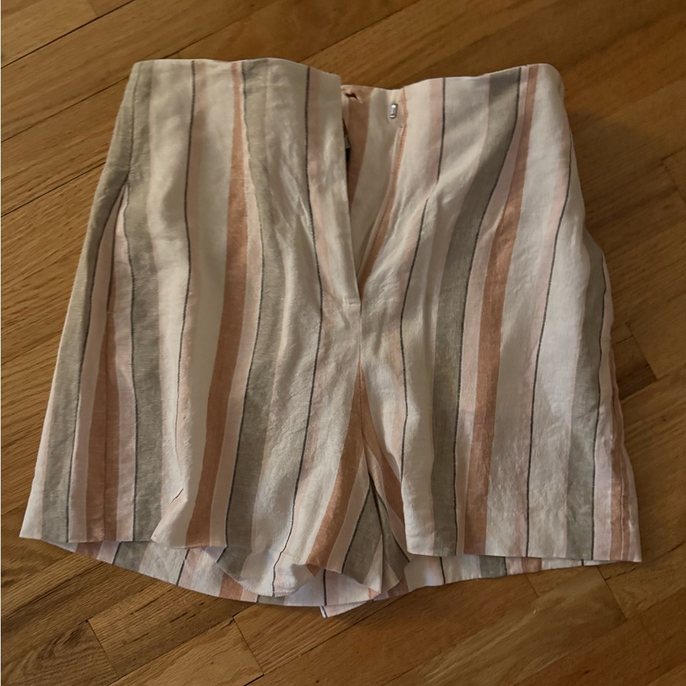 Zara Multicolor Striped Women's Shorts